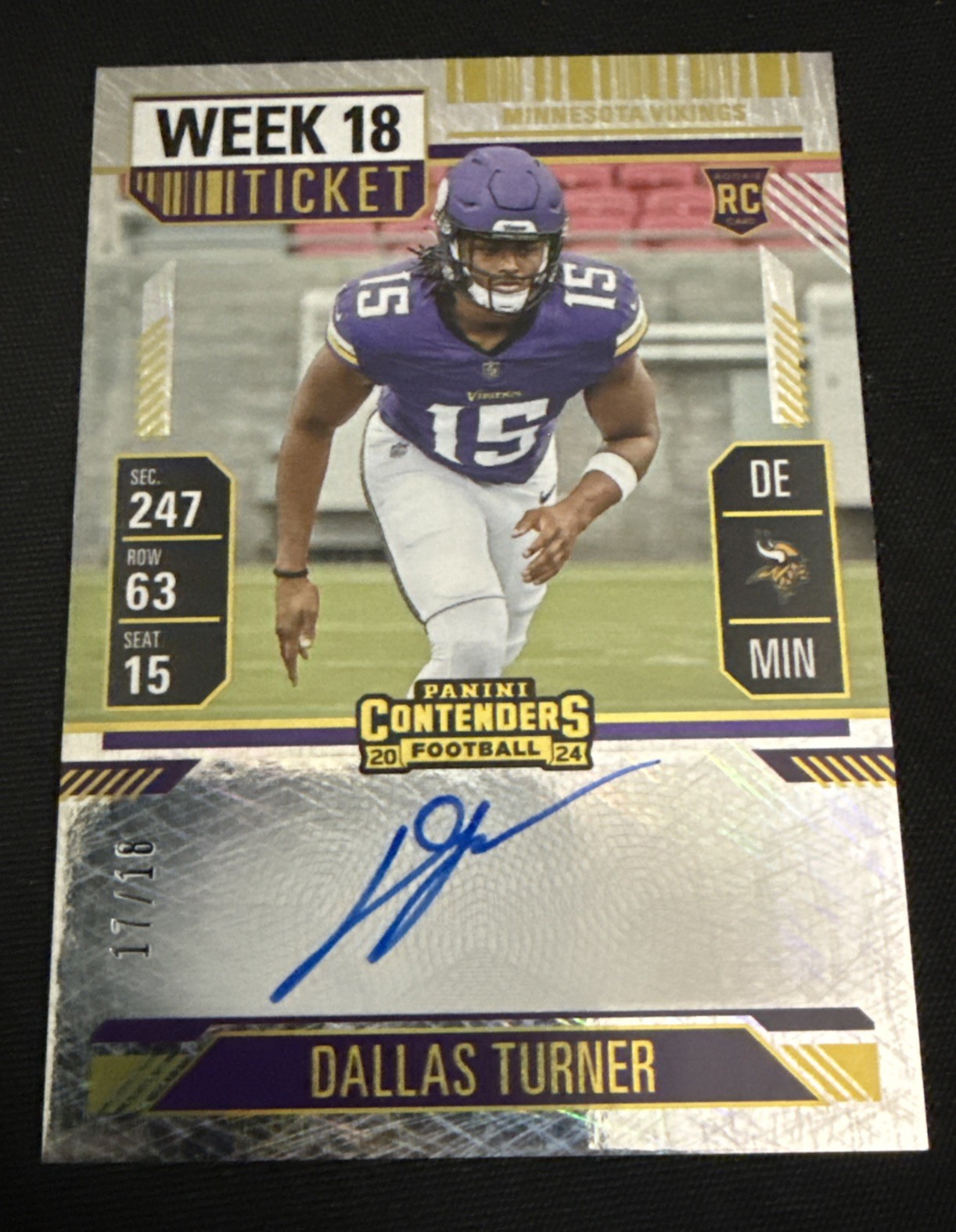 2024 Contenders Week 18 #17/18 Ticket Dallas Turner Minnesota AUTO SSP