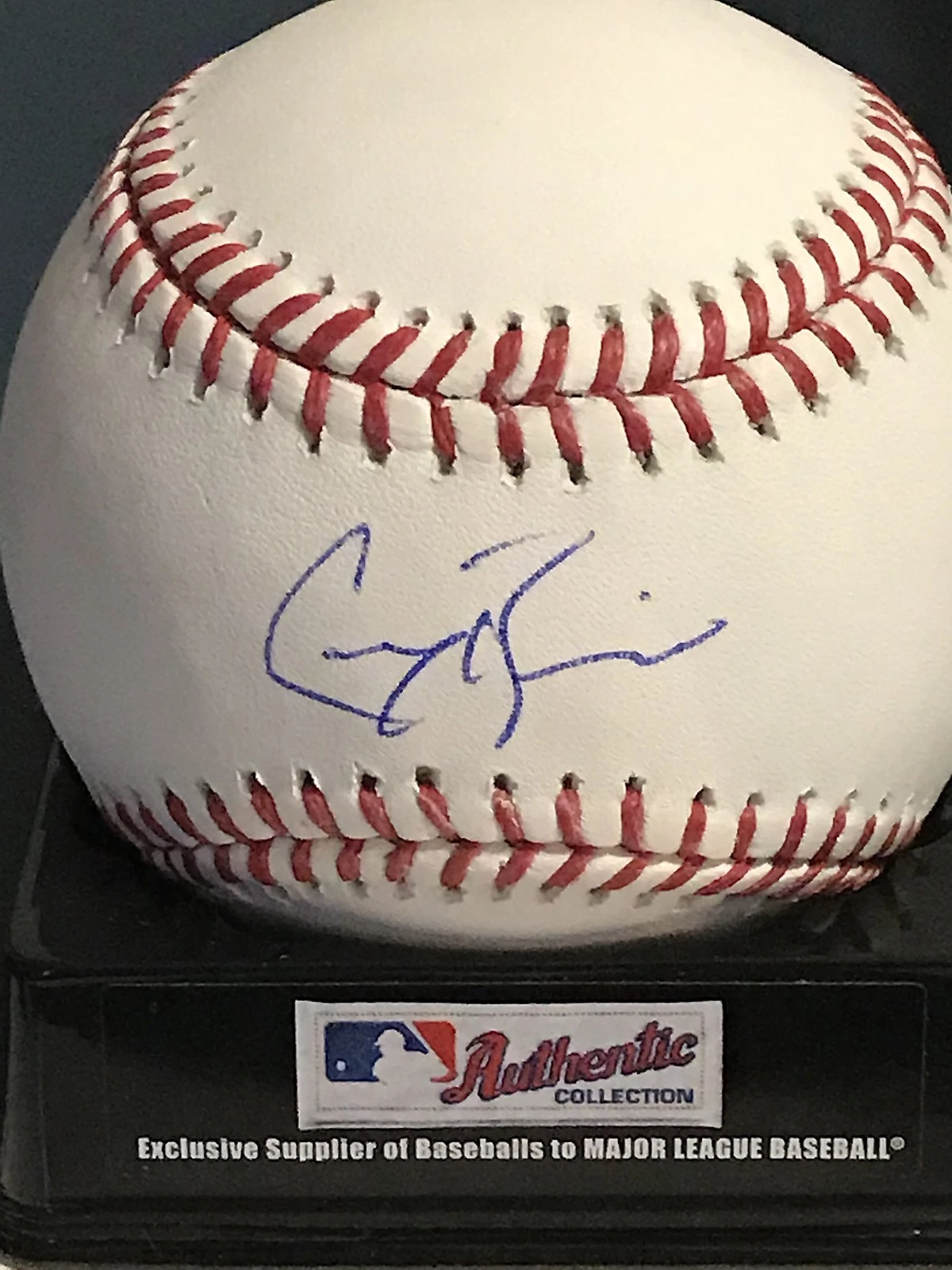 GREG BIRD   NEW YORK YANKEES  BECKETT AUTHENTICATED   SIGNED OML BASEBALL