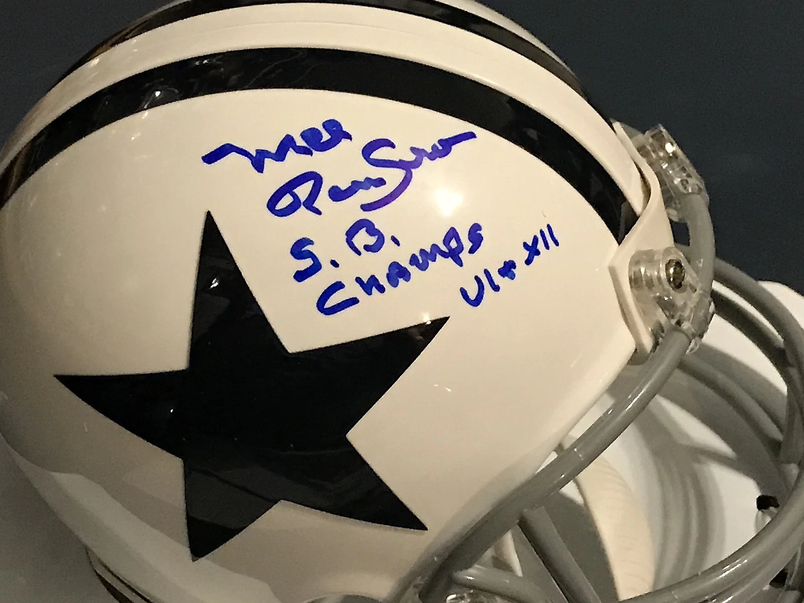 MEL RENFRO  DALLAS COWBOYS  SB CHAMPS VI,XII  RIDDELL SIGNED MINI HELMET