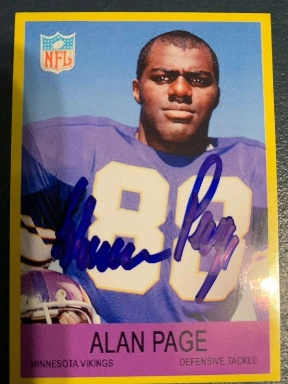 ALAN PAGE  MINNESOTA VIKINGS  CUSTOM 1967 PHILADELPHIA  SIGNED CARD