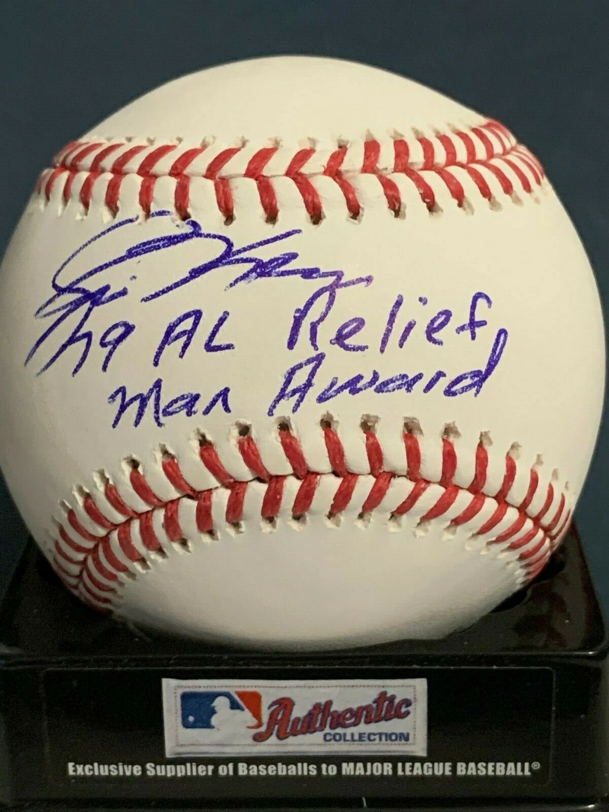 JIM KERN  TEXAS RANGERS  1979 AL RELIEF MAN AWARDS  SIGNED OML BASEBALL