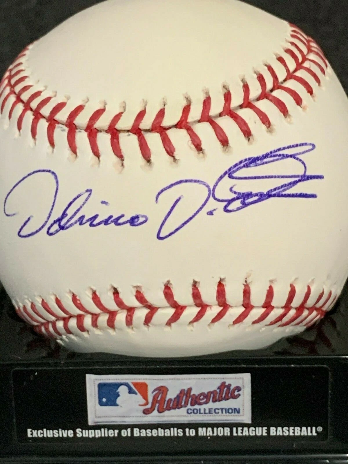 DELINO DESHIELDS  MONTREAL EXPOS / LOS ANGELES DODGERS  SIGNED OML BASEBALL