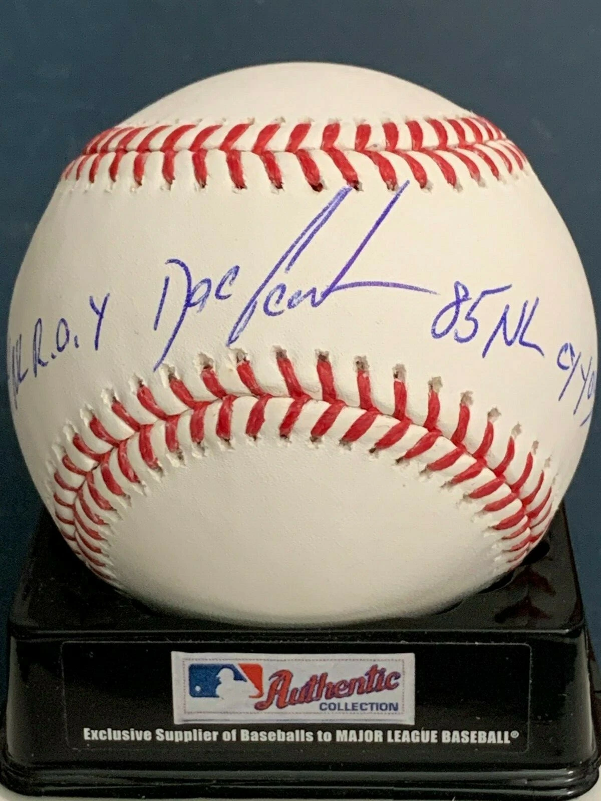 DOC GOODEN  NEW YORK METS  84 NL ROY / 85 NL CY YOUNG  SIGNED OML BASEBALL