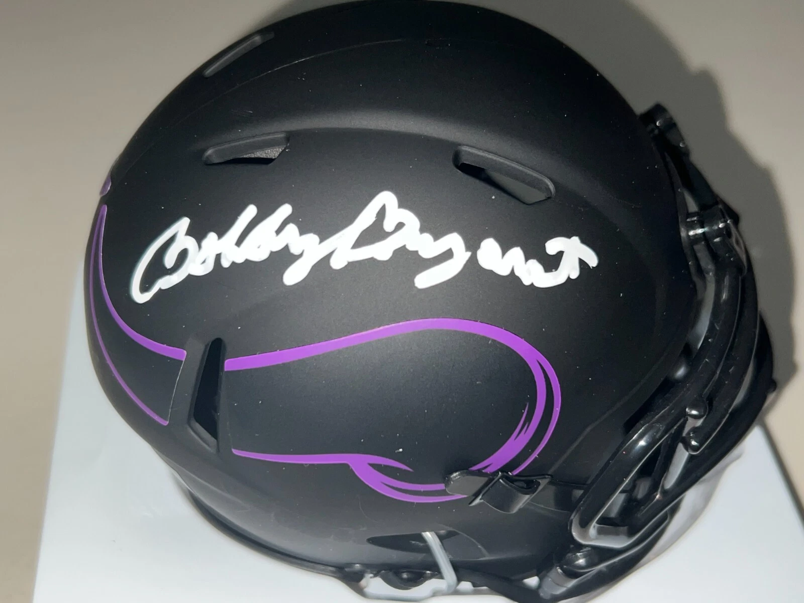 BOBBY BRYANT  MINNESOTA VIKINGS   SIGNED ECLIPSE MINI HELMET