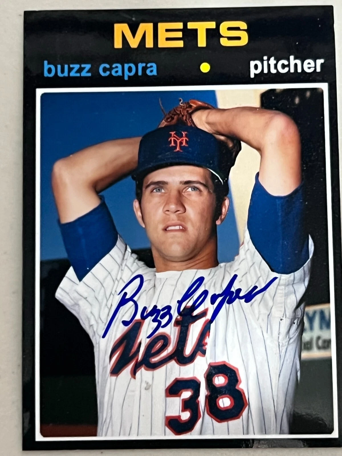 BUZZ CAPRA  NEW YORK METS  SIGNED 1971  STYLE CUSTOM CARD