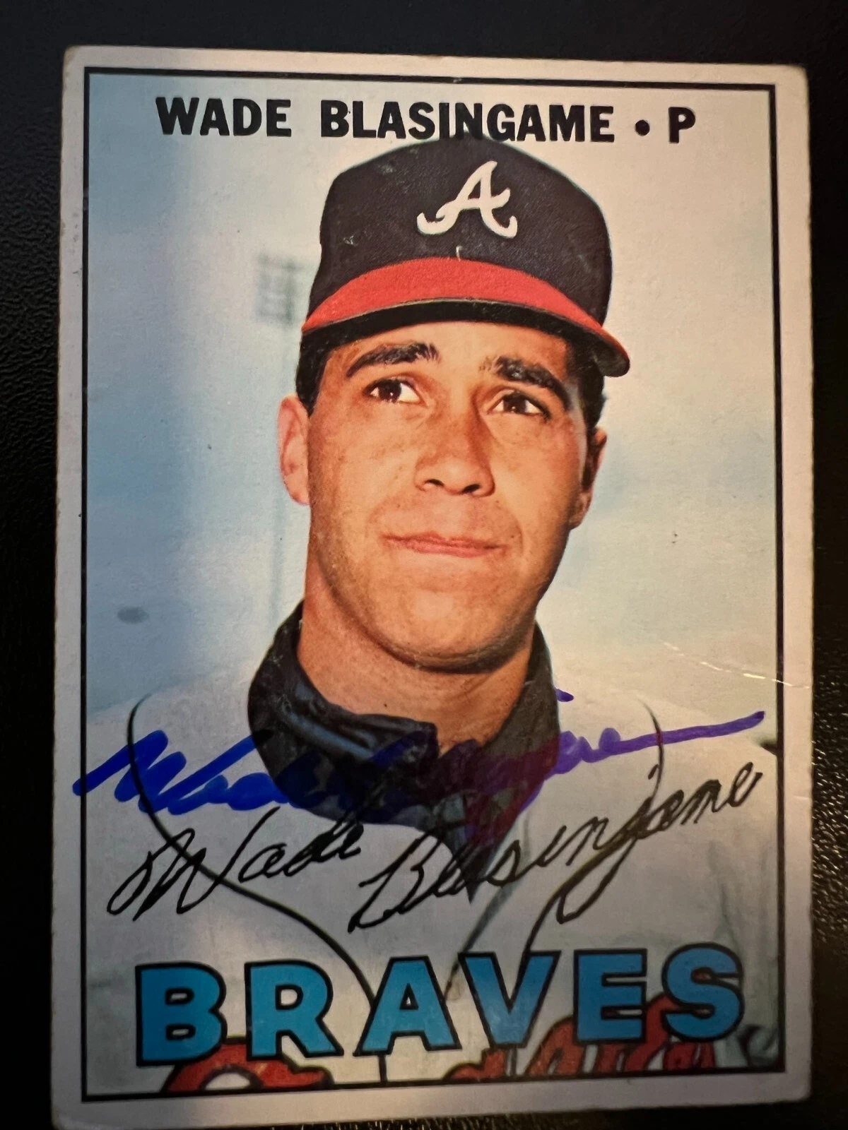 WADE BLASINGAME  MILWAUKEE BRAVES  SIGNED 1967 TOPPS BASEBALL CARD