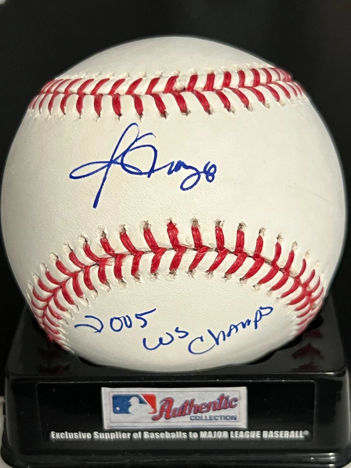 JOEY CORA  CHICAGO WHITE SOX  2005 WS CHAMPS  SIGNED OML BASEBALL