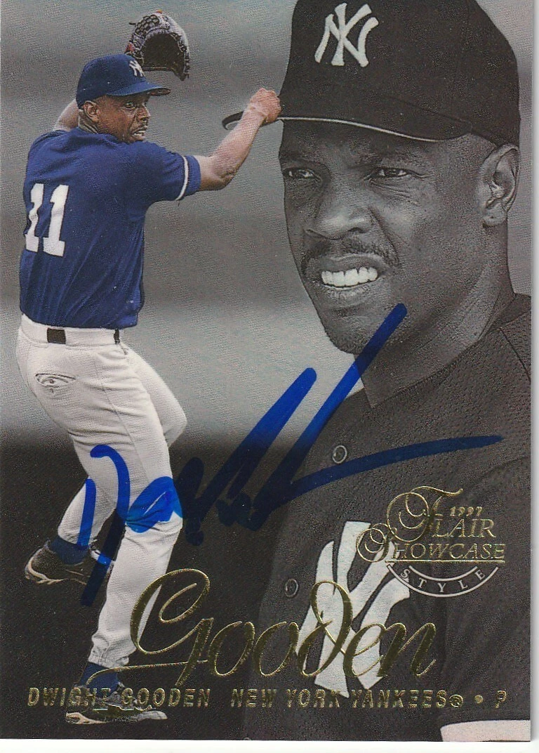 DWIGHT GOODEN NEW YORK YANKEES  SIGNED 1997 FLAIR SHOWCASE ROW 2 CARD #111