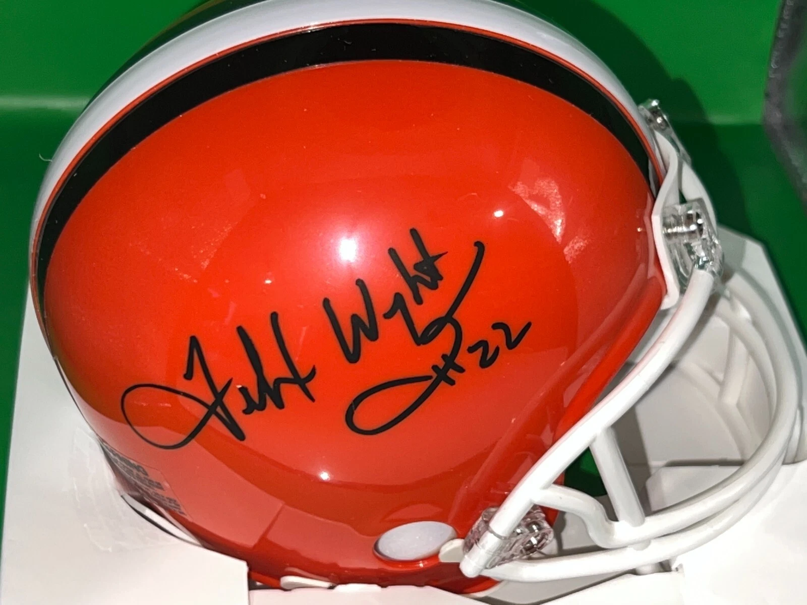 FELIX WRIGHT  CLEVELAND BROWNS   SIGNED RIDDELL MINI HELMET
