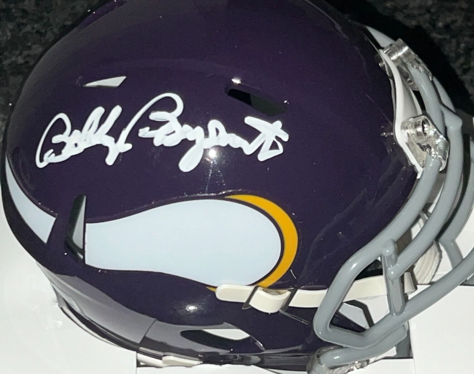 BOBBY BRYANT  MINNESOTA VIKINGS  SIGNED RIDDELL SPEED MINI HELMET