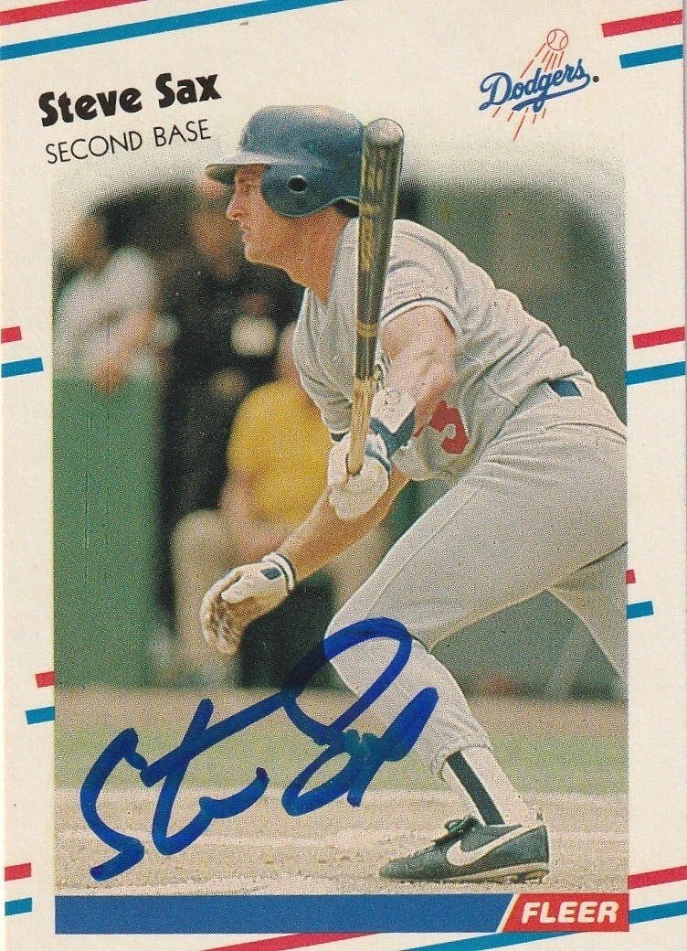 STEVE SAX LOS ANGELES DODGERS  SIGNED 1988 FLEER CARD #523
