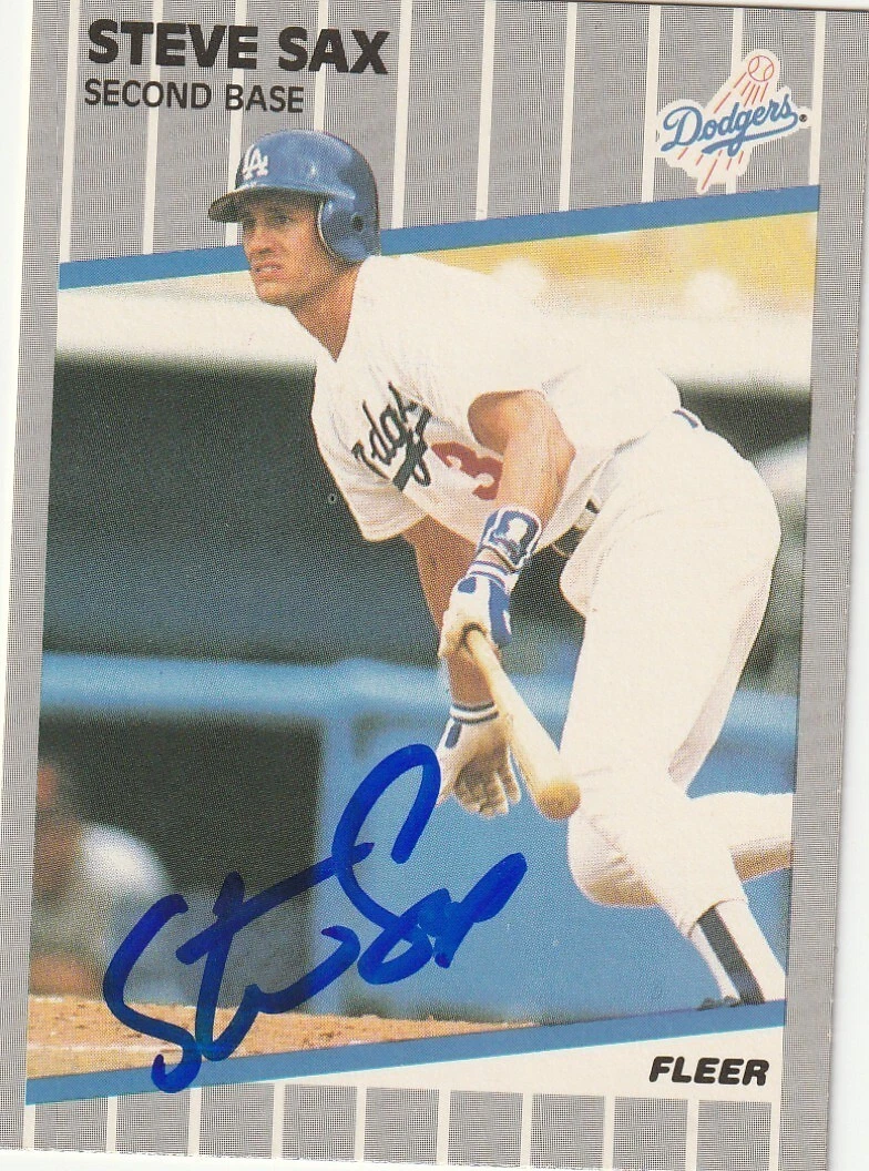 STEVE SAX LOS ANGELES DODGERS  SIGNED 1989 FLEER CARD #70