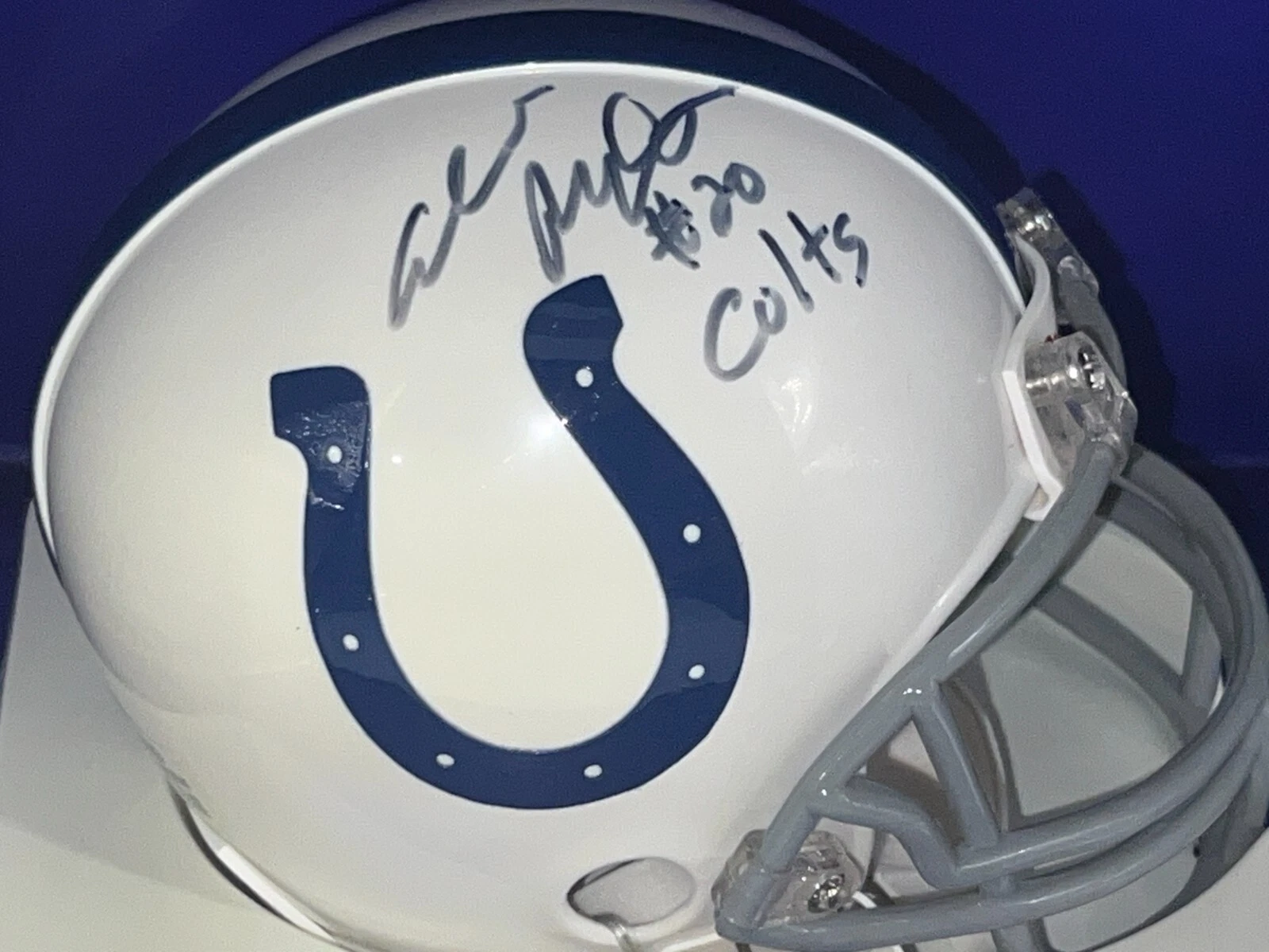 ALBERT BENTLEY BALTIMORE COLTS  SIGNED MINI HELMET
