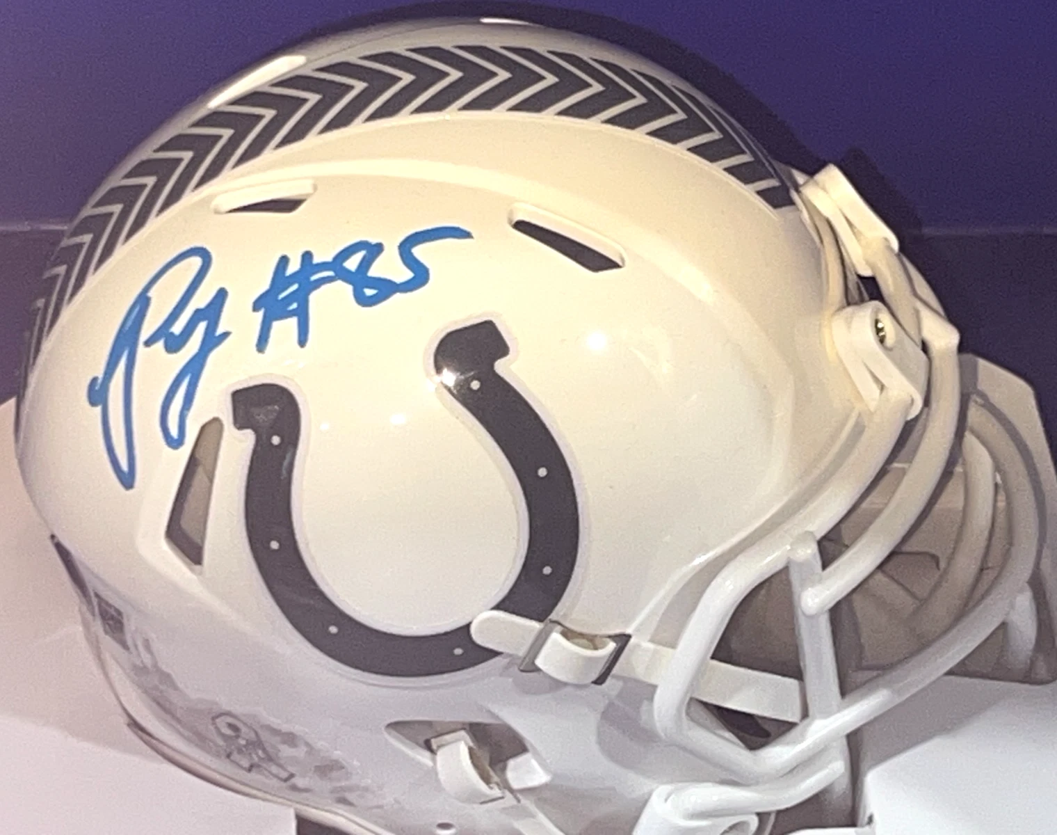 PIERRE GARCON INDIANAPOLIS COLTS  BECKETT  SIGNED SALUTE TO SERVICE MINI HELMET