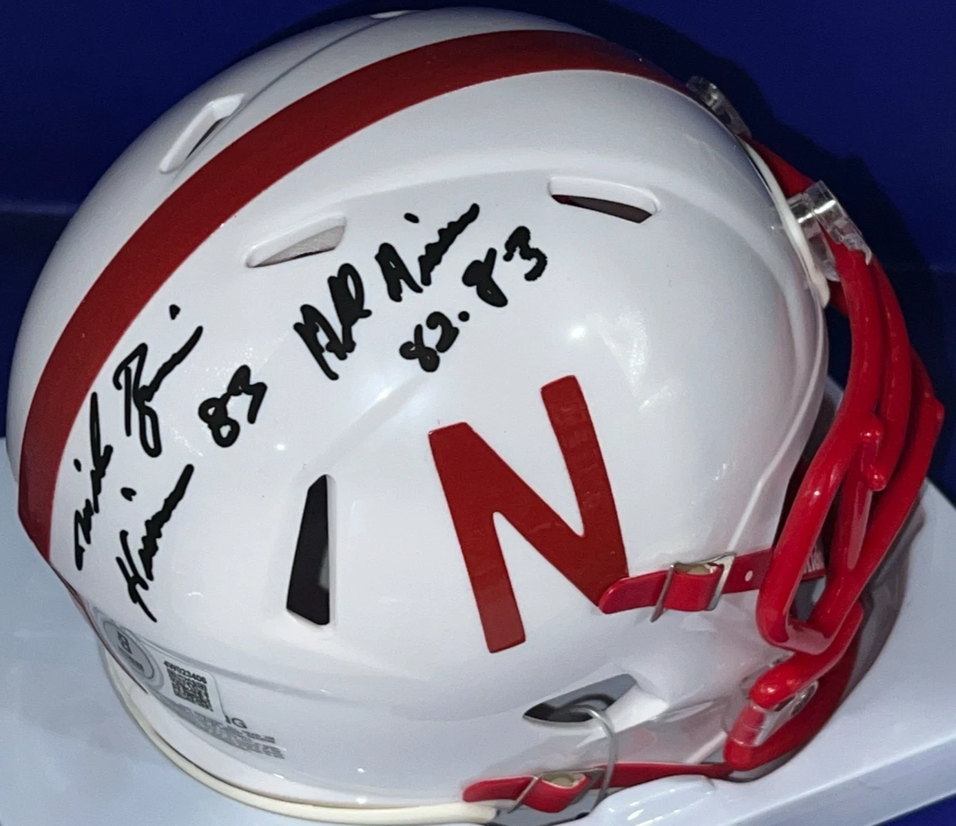 MIKE ROZIER NEBRASKA CORNHUSKERS HEISMAN 83/ AA 82,83 BECKETT SIGNED MINI HELMET