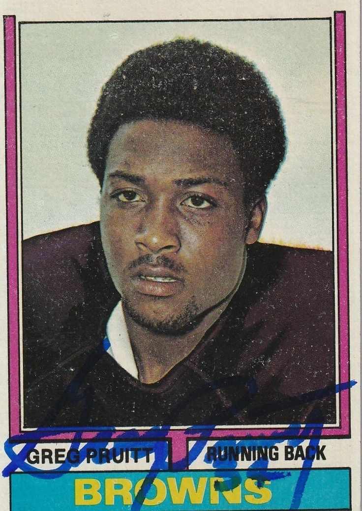 GREG PRUITT CLEVELAND BROWNS SIGNED 1974 TOPPS CARD #110