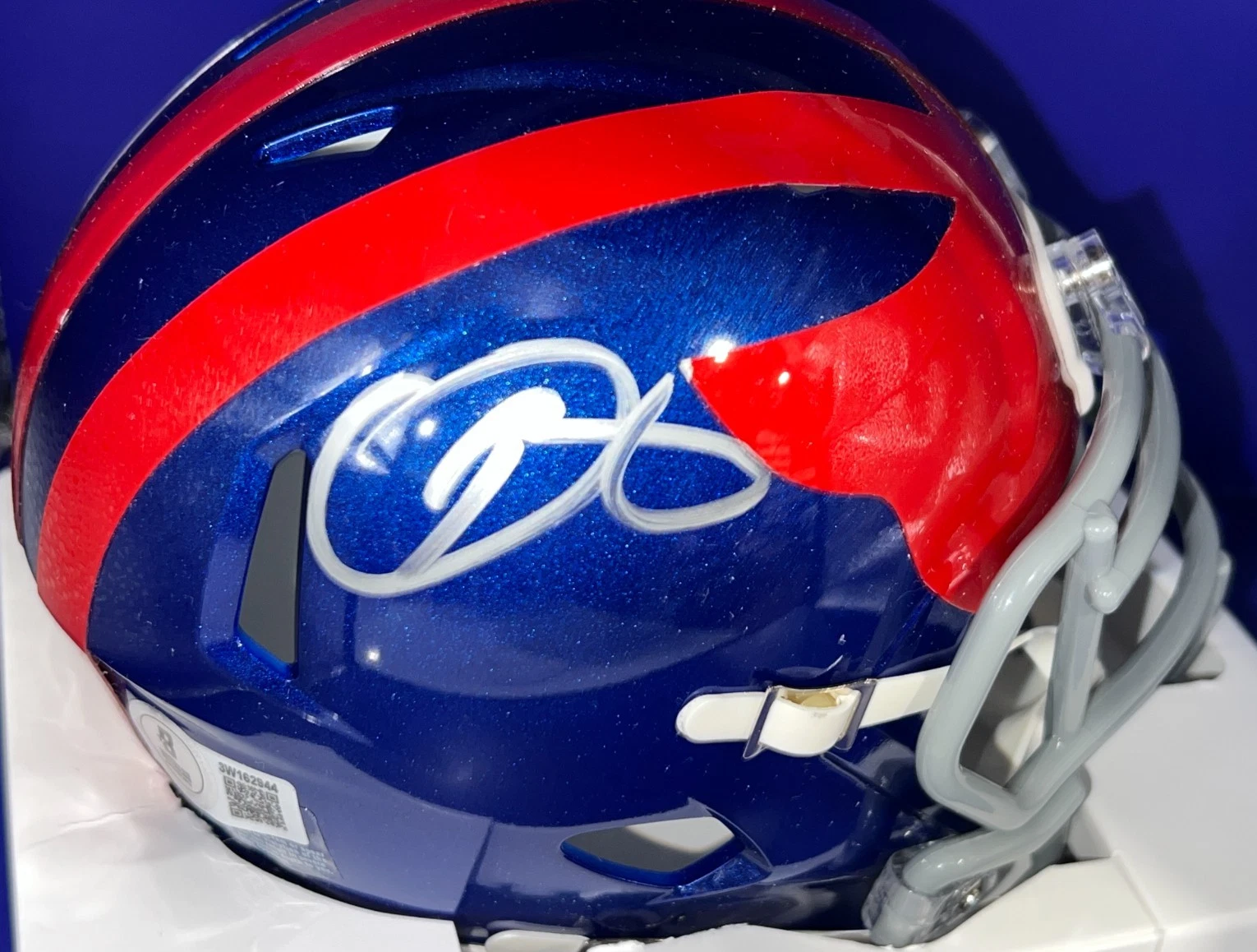 ODELL BECKHAM JR NEW YORK GIANTS BECKETT SIGNED COLOR RUSH MINI HELMET