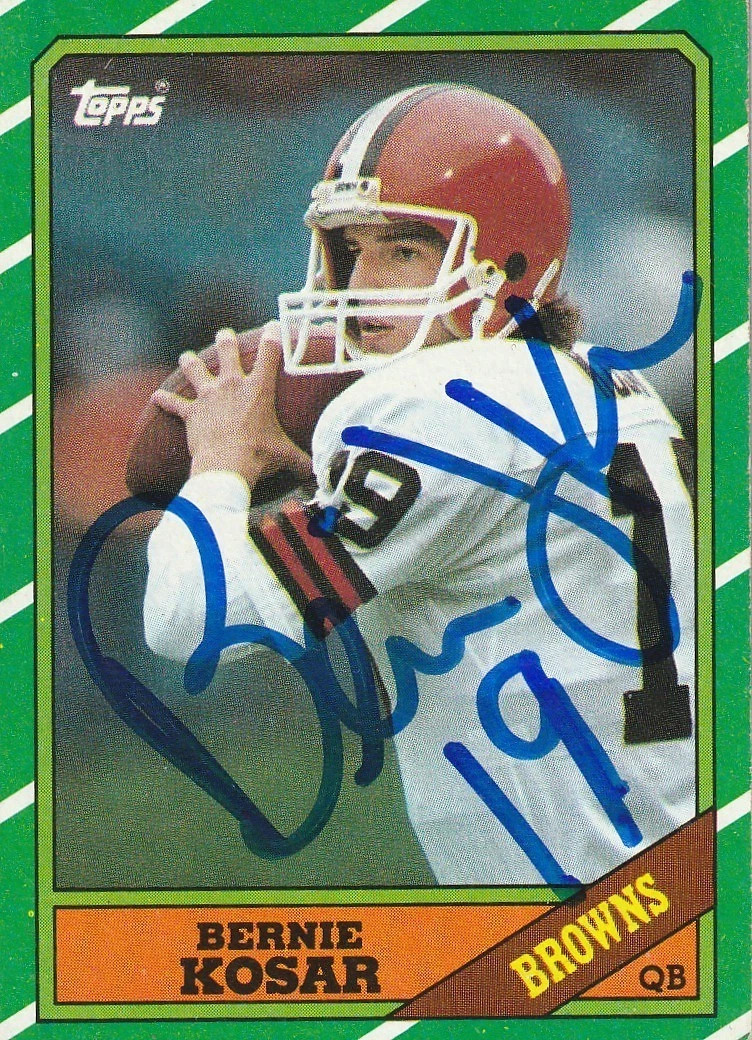 BERNIE KOSAR CLEVELAND BROWNS  SIGNED 1986 TOPPS ROOKIE CARD #187