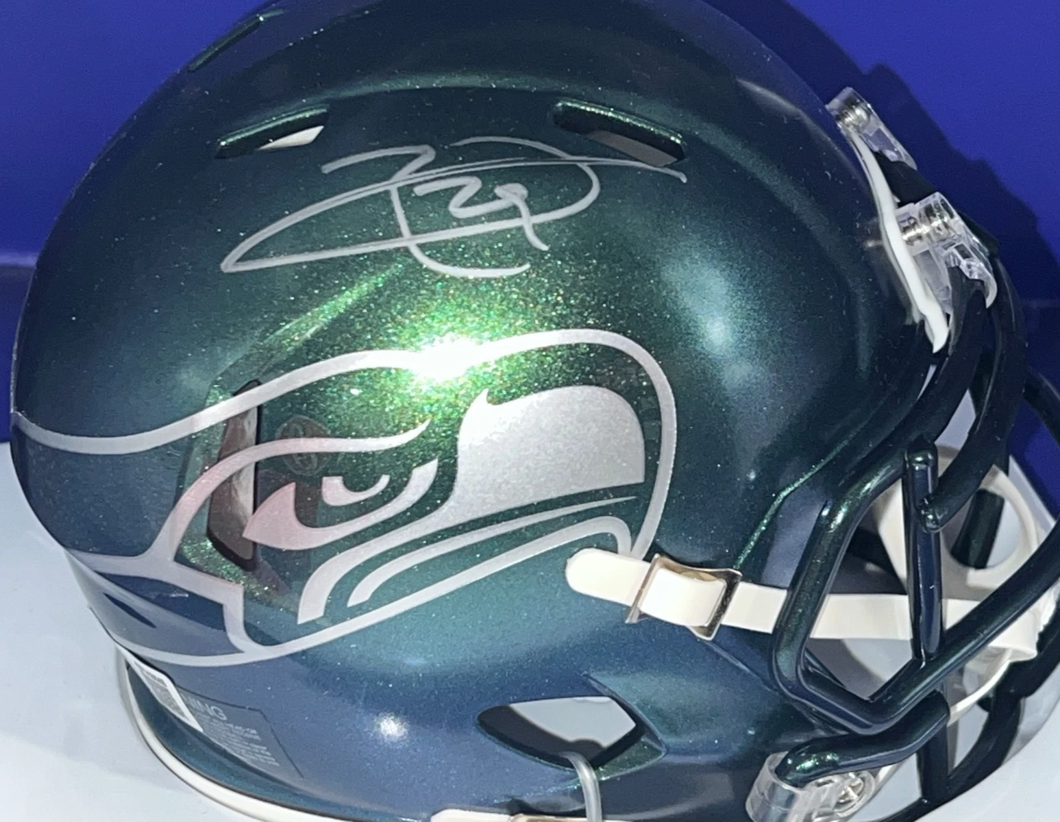 EARL THOMAS SEATTLE SEAHAWKS BECKETT AUTHENTICATED SIGNED SPEED MINI HELMET