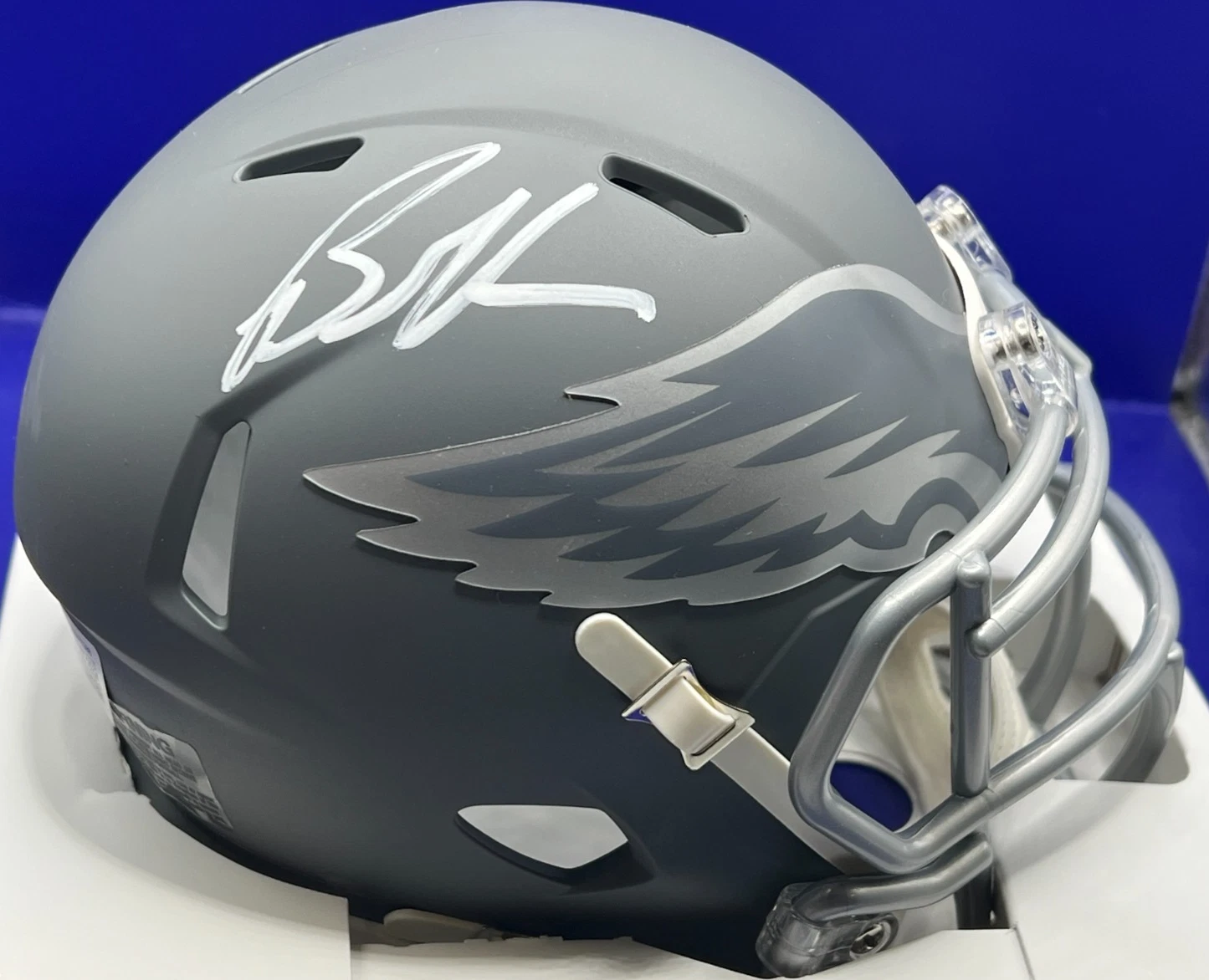 BRANDON GRAHAM PHILADELPHIA EAGLES BECKETT AUTHENTIC SIGNED SLATE MINI HELMET