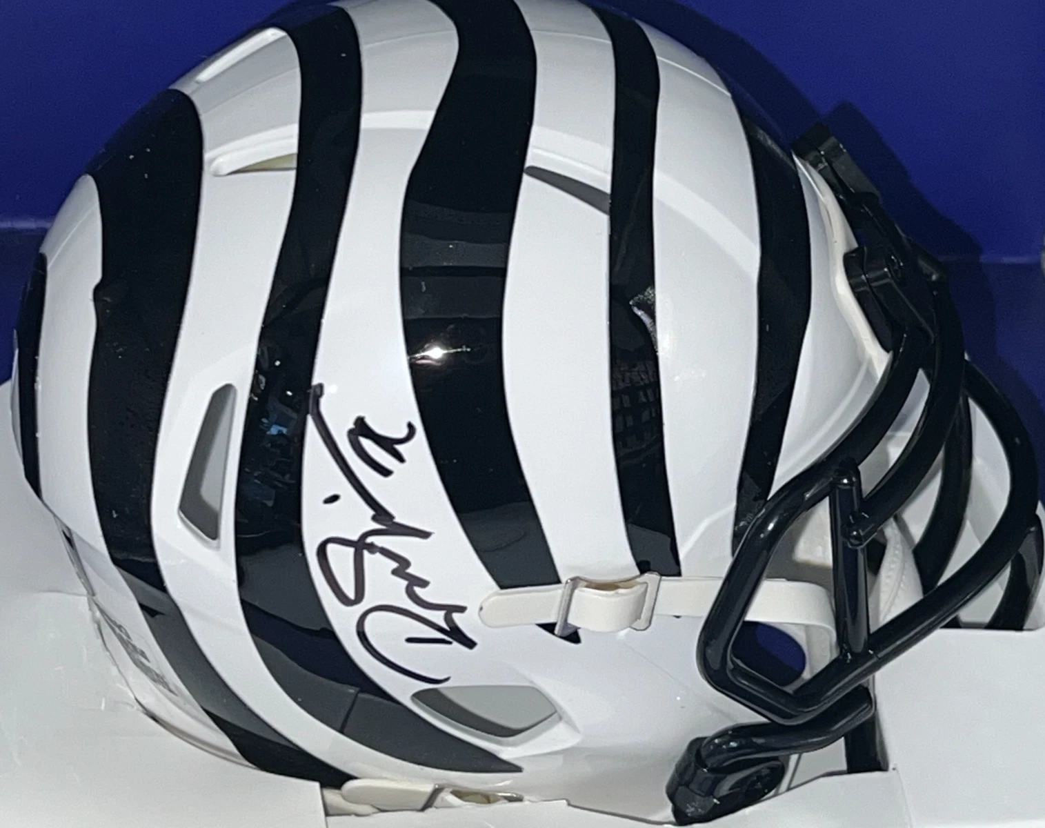 BOOMER ESIASON CINCINNATI BENGALS BECKETT AUTHENTICATED SIGNED ALT MINI HELMET
