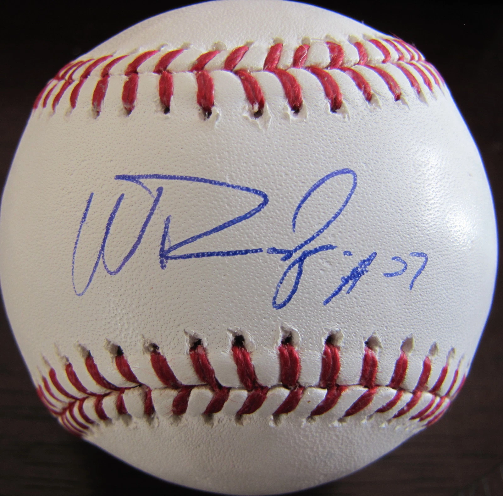 WANDY RODRIGUEZ  TEXAS RANGERS    SIGNED OML BASEBALL