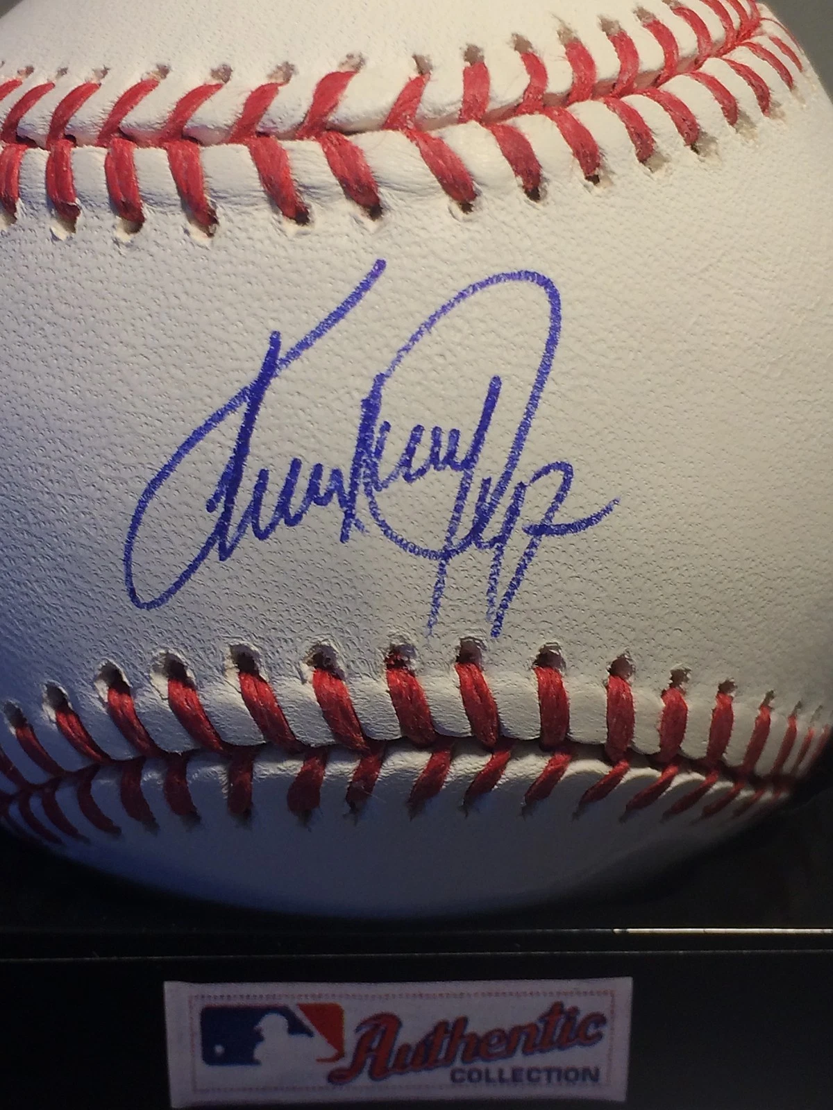 IVAN NOVA   NEW YORK YANKEES   SIGNED OML BASEBALL
