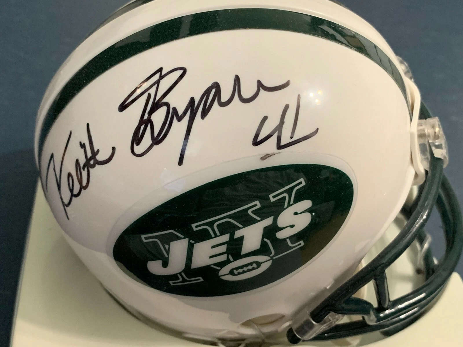 KEITH BYARS  NEW YORK JETS  SIGNED RIDDELL MINI HELMET
