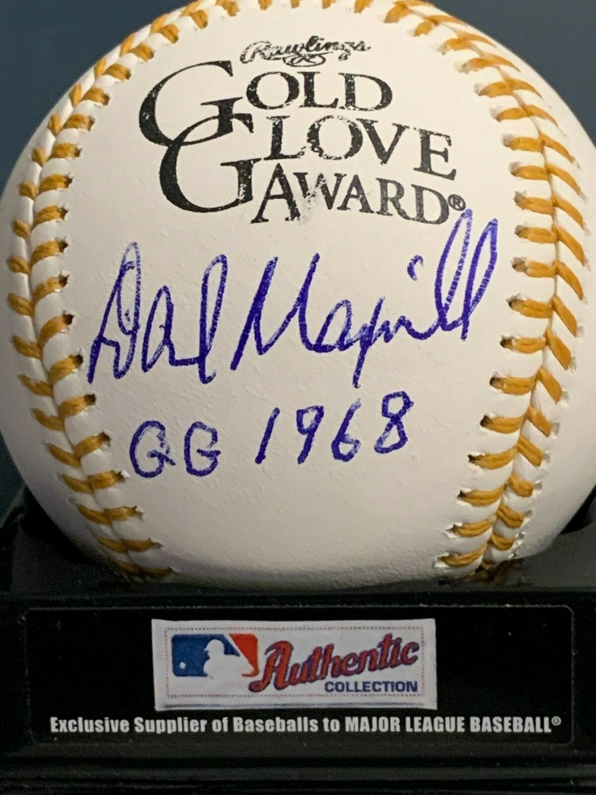 DAL MAXVILL  ST. LOUIS CARDINALS GOLD GLOVE 1968  SIGNED GOLD GLOVE OML BASEBALL