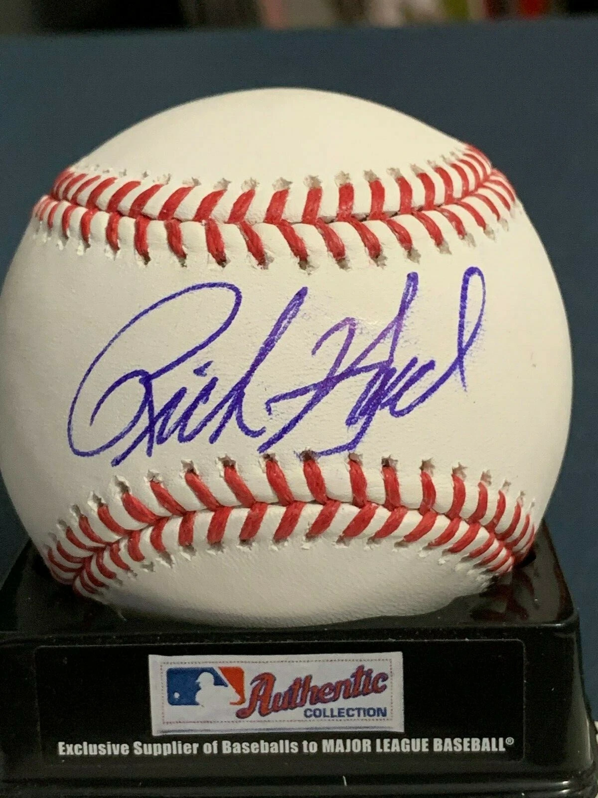 RICH HAND  CLEVELAND INDIANS / TEXAS RANGERS  SIGNED OML BASEBALL