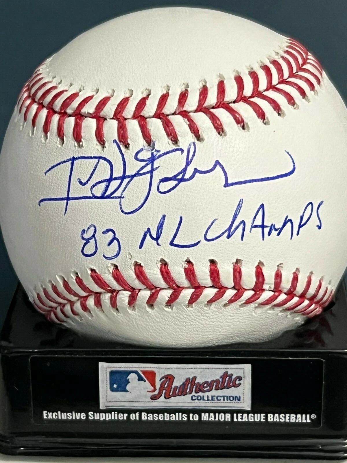 IVAN DEJESUS  PHILADELPHIA PHILLIES 1983 NL CHAMPS  SIGNED OML BASEBALL