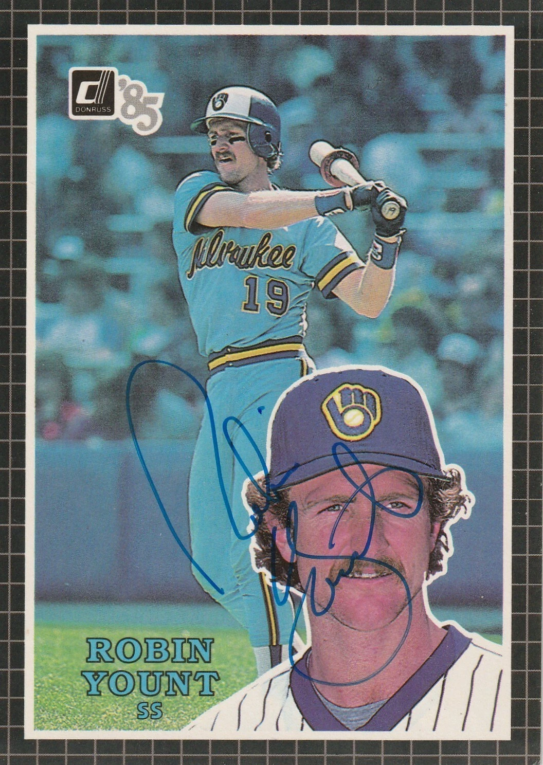 ROBIN YOUNT MILWAUKEE BREWERS SIGNED 1985 DONRUSS ACTION ALL STAR CARD #21