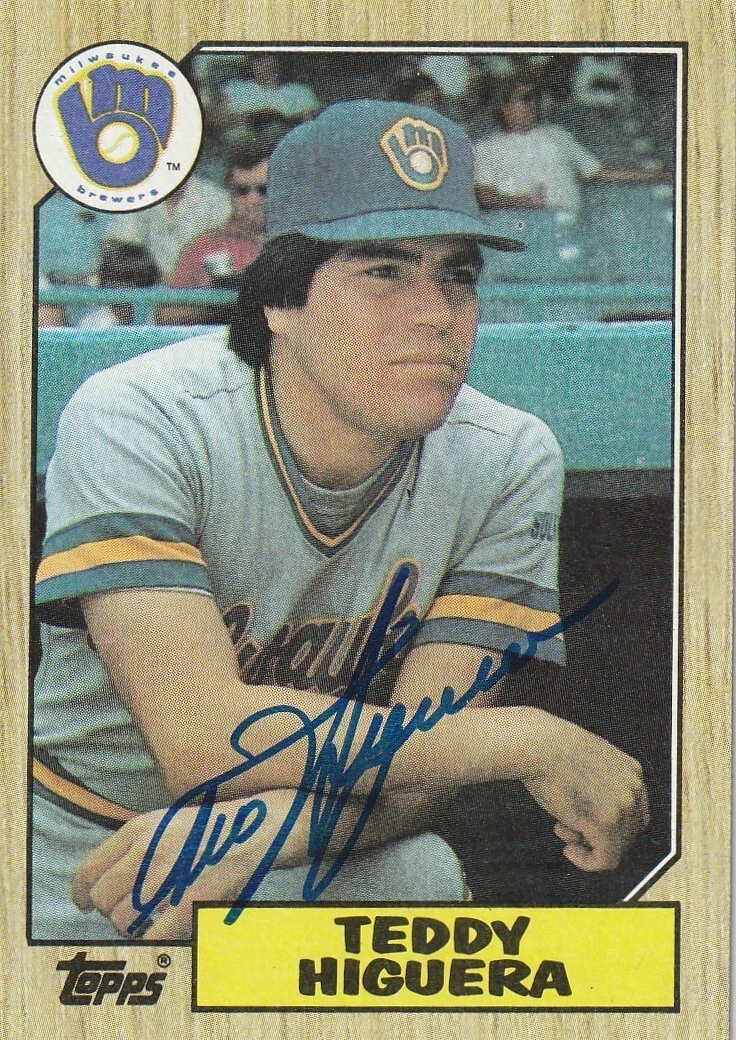 TED HIGUERA MILWAUKEE BREWERS  SIGNED 1987 TOPPS CARD #250