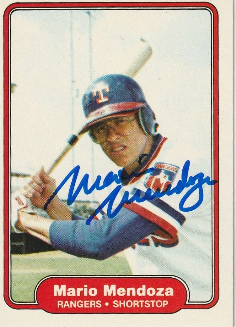 MARIO MENDOZA TEXAS RANGERS  SIGNED 1982 FLEER CARD #325