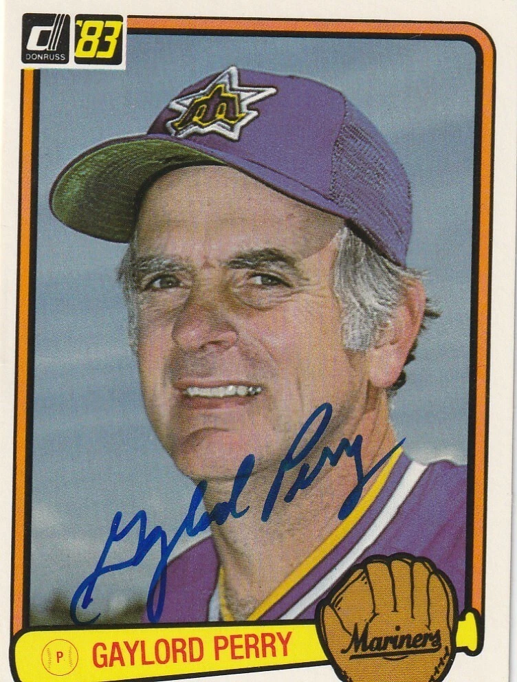 GAYLORD PERRY SEATTLE MARINERS  SIGNED 1983 DONRUSS CARD #307