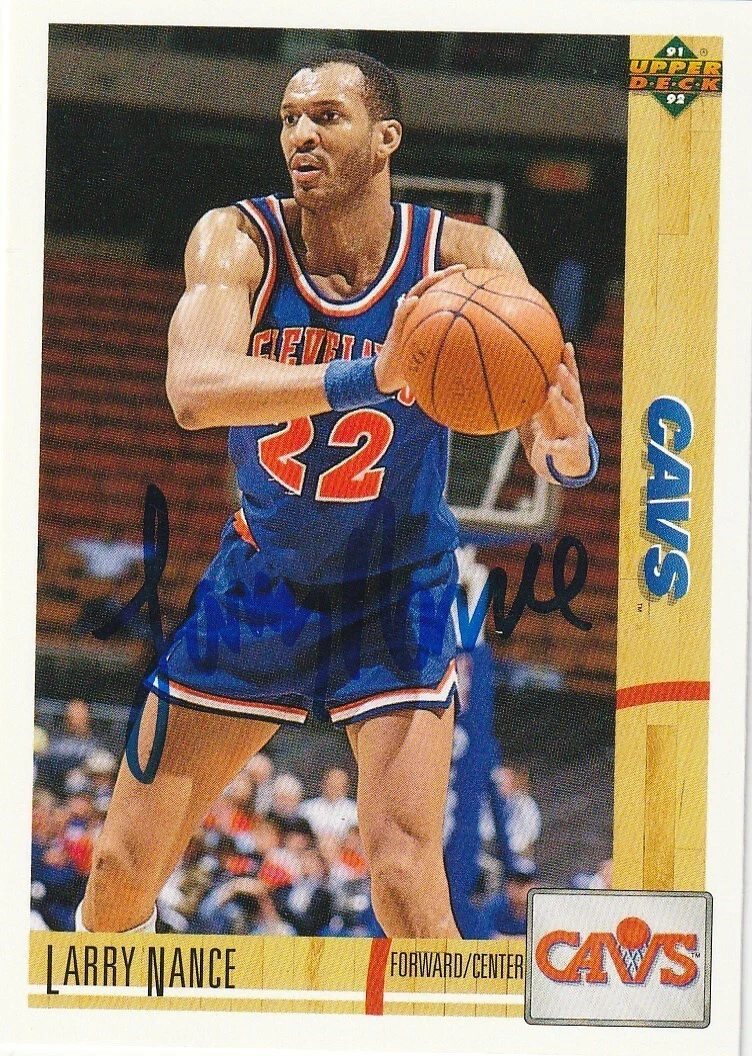 LARRY NANCE CLEVELAND CAVALIERS  SIGNED 1991 UPPER DECK CARD #223