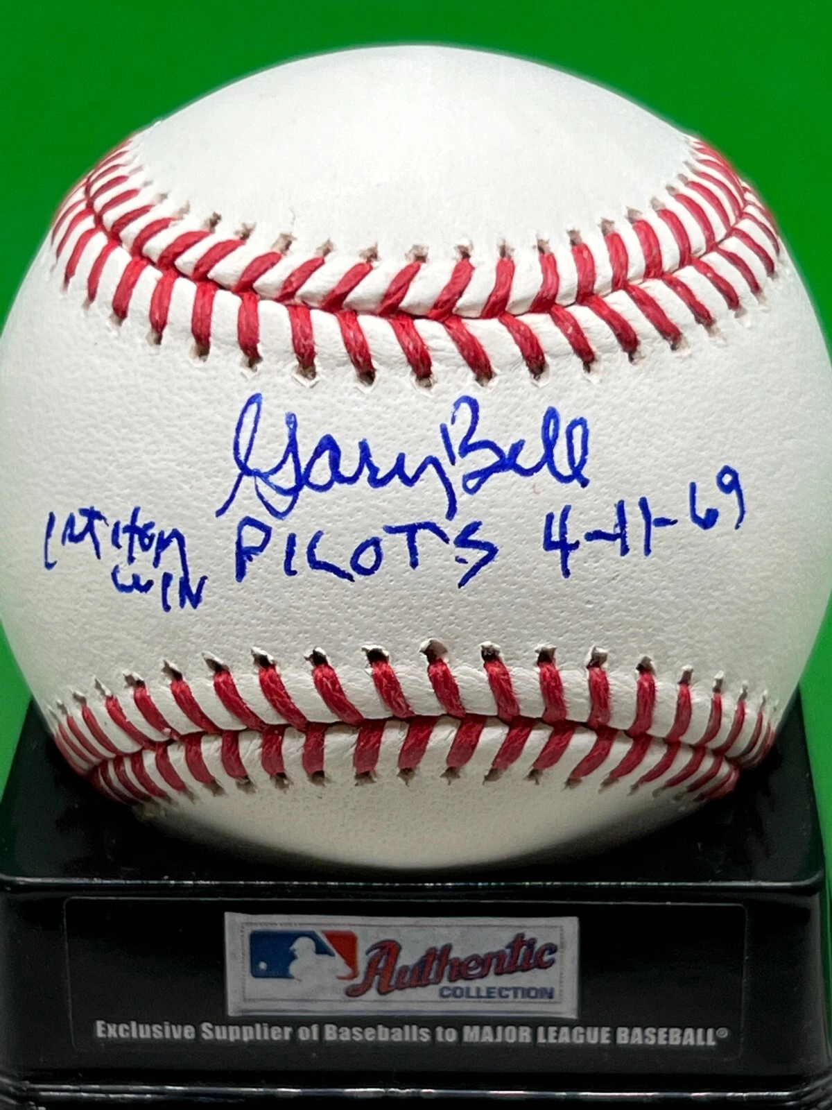GARY BELL  SEATTLE PILOTS 1ST HOME WIN PILOTS  4-11-69  SIGNED OML BASEBALL