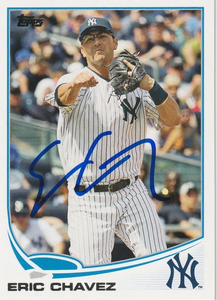 ERIC CHAVEZ NEW YORK YANKEES  SIGNED 2013 TOPPS CARD #212
