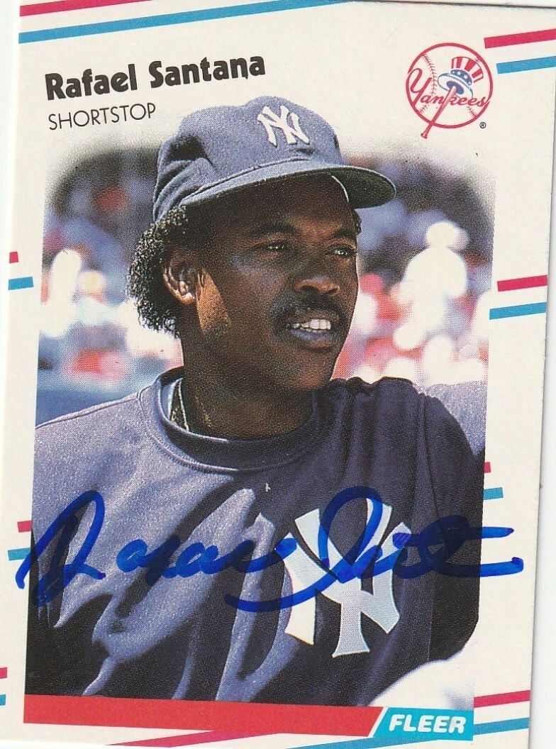 RAFAEL SANTANA NEW YORK YANKEES  SIGNED 1988 FLEER UPDATE CARD #U-50