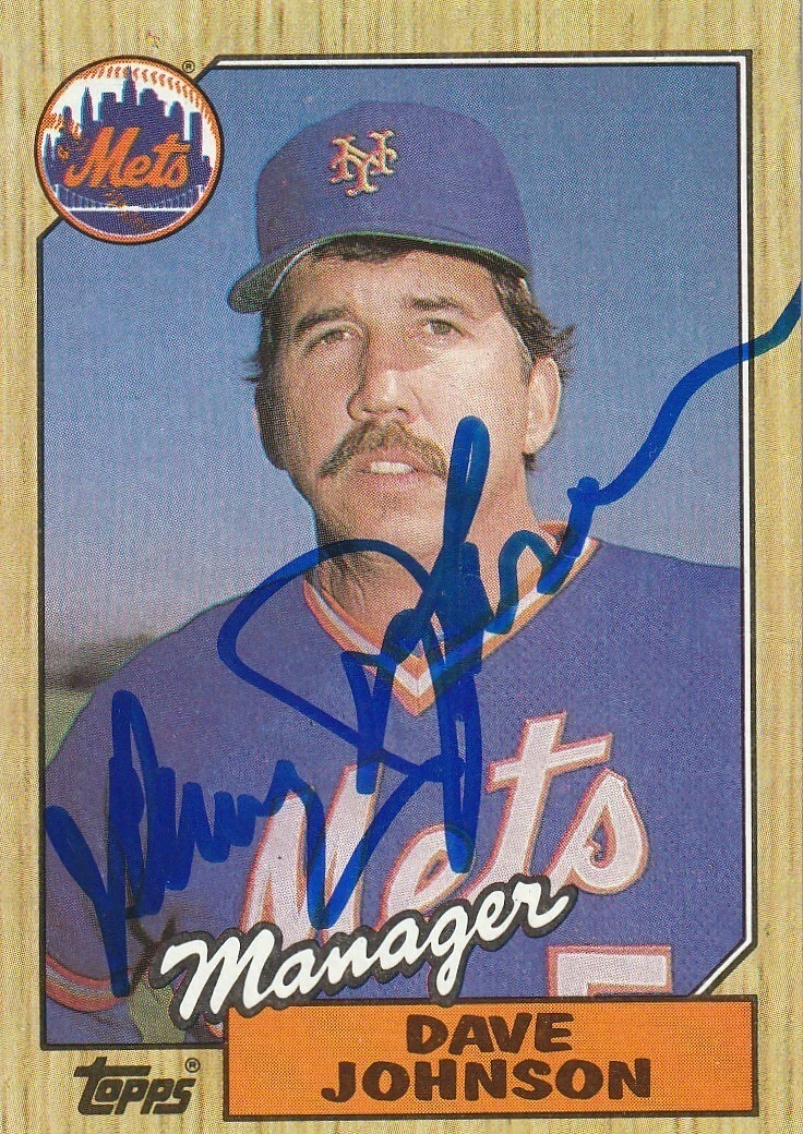 DAVEY JOHNSON NEW YORK METS  SIGNED 1987 TOPPS CARD #543