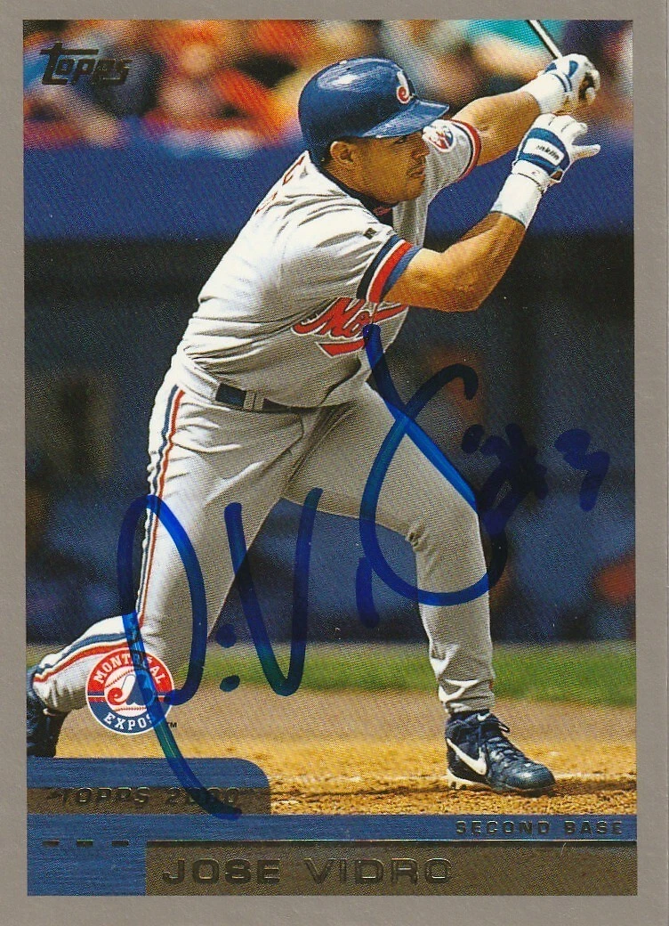 JOSE VIDRO MONTREAL EXPOS SIGNED 2000 TOPPS CARD #77