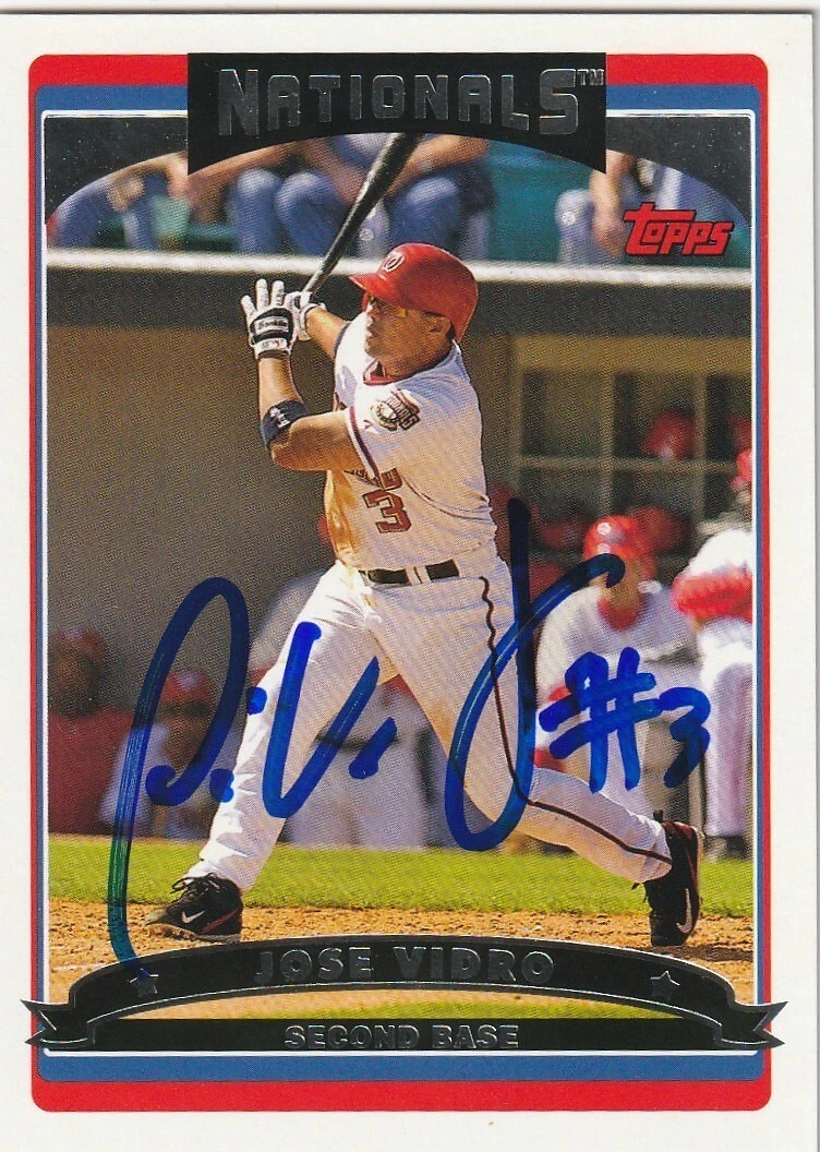 JOSE VIDRO WASHINGTON NATIONALS  SIGNED 2006 TOPPS CARD #527