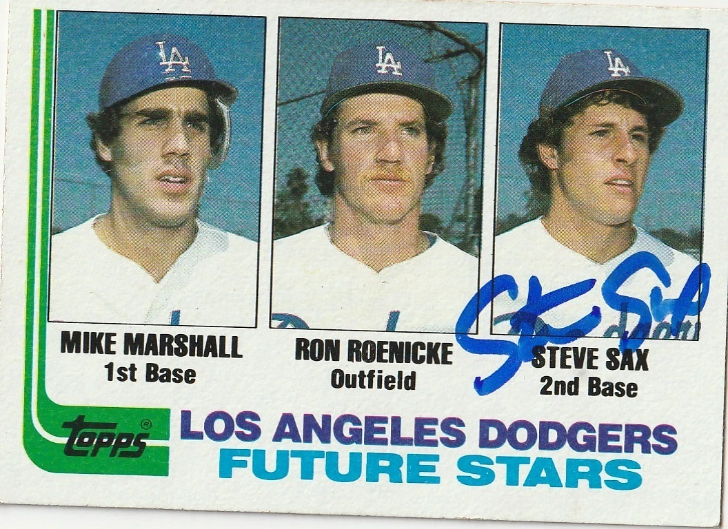 STEVE SAX LOS ANGELES DODGERS  SIGNED 1982 TOPPS ROOKIE CARD #681