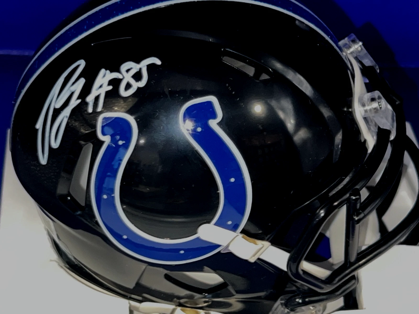 PIERRE GARCON INDIANAPOLIS COLTS  BECKETT  SIGNED ALTERNATE MINI HELMET