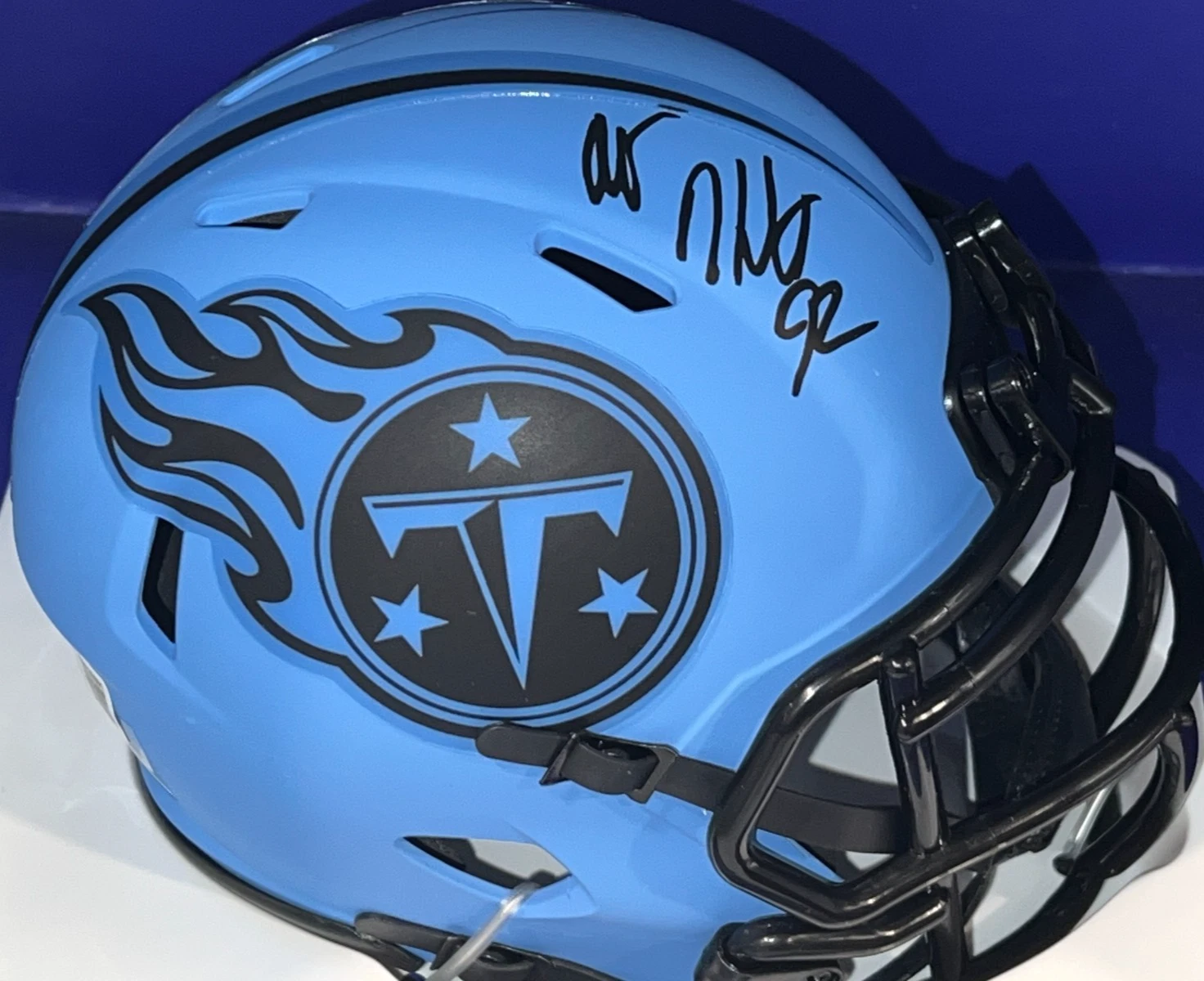 ALBERT HAYNESWORTH TENNESSEE TITANS BECKETT  SIGNED RAVE MINI HELMET