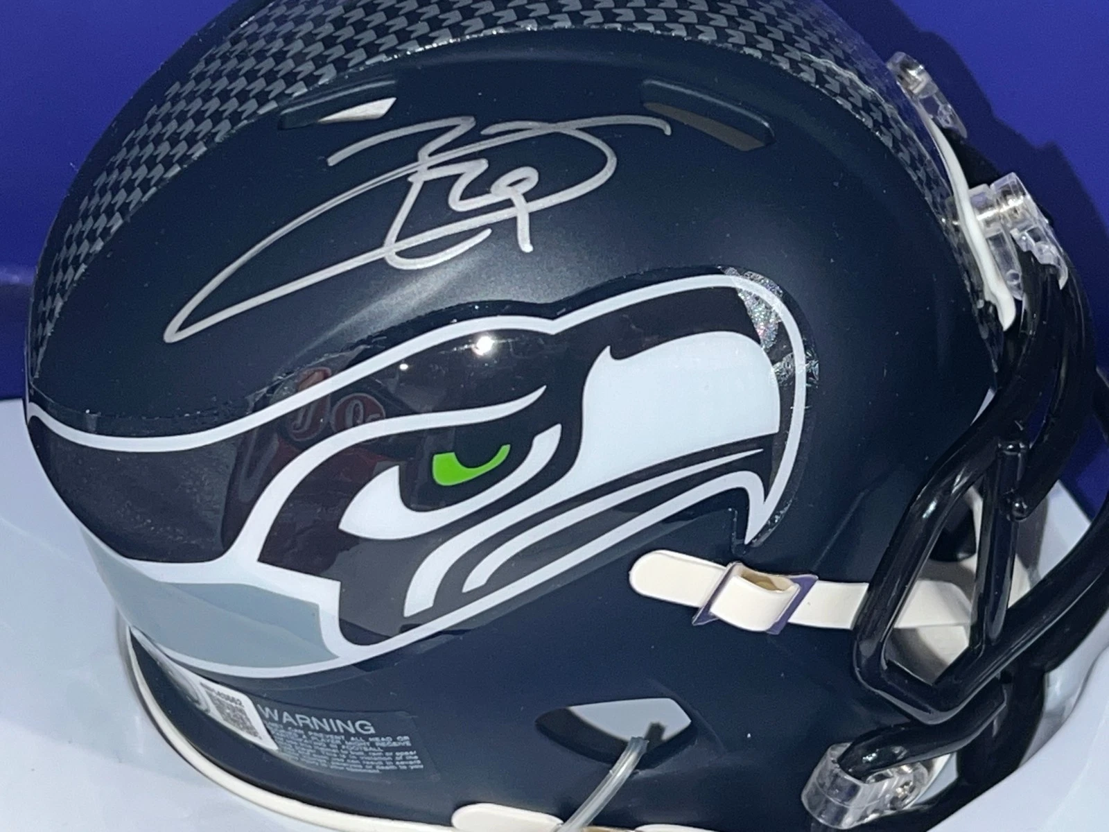 EARL THOMAS SEATTLE SEAHAWKS BECKETT AUTHENTICATED SIGNED RIVALRY MINI HELMET