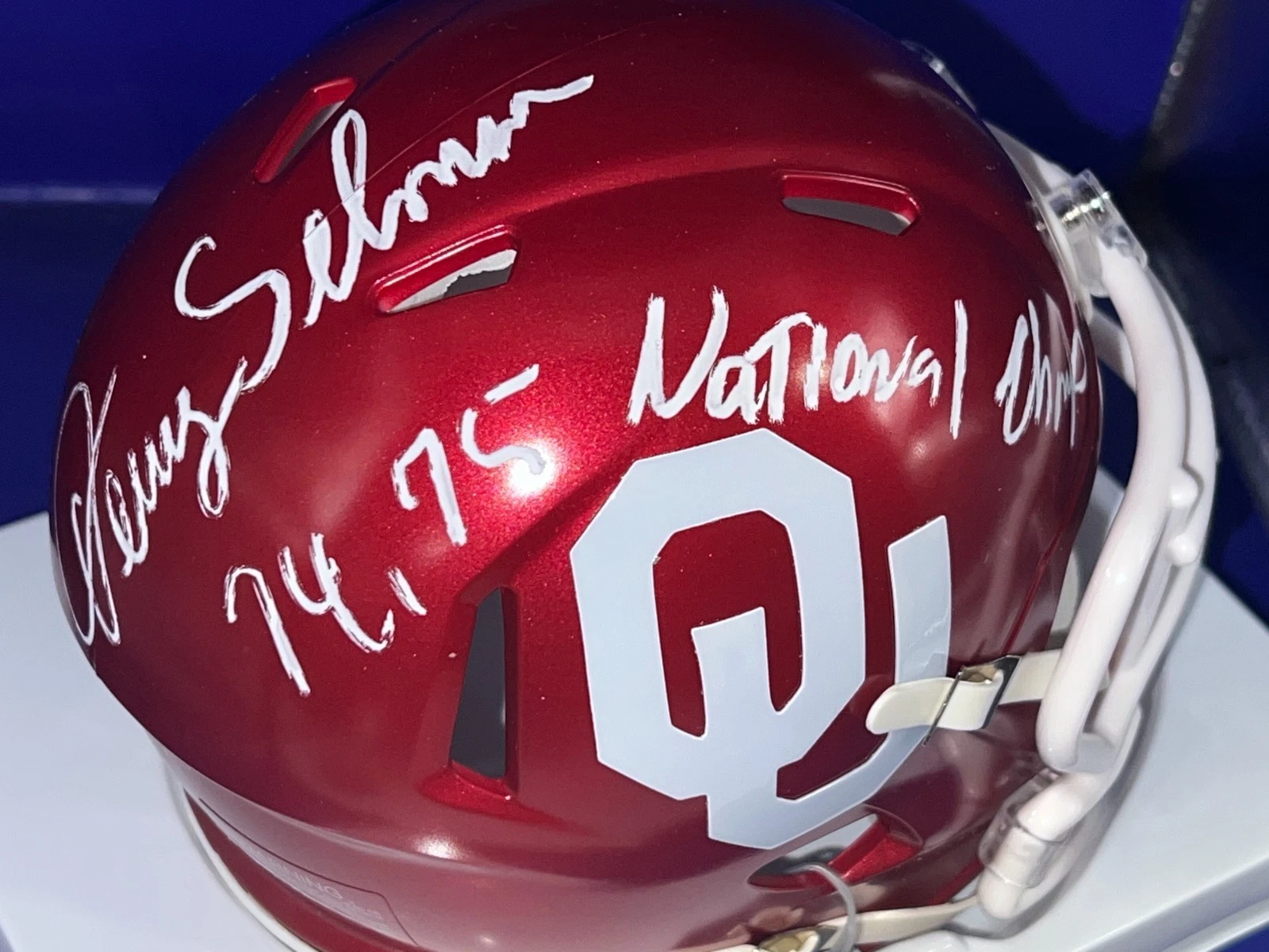 DEWEY SELMON OKLAHOMA SOONERS 74,75 NATIONAL CHAMPS  BECKETT SIGNED MINI HELMET