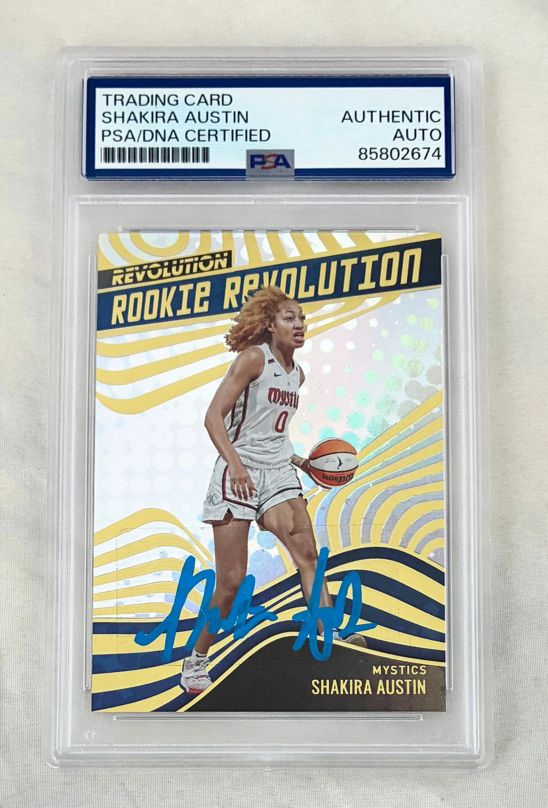 Shakira Austin Signed Rookie Card 2022 Panini Revolution Gold #8 PSA/DNA COA
