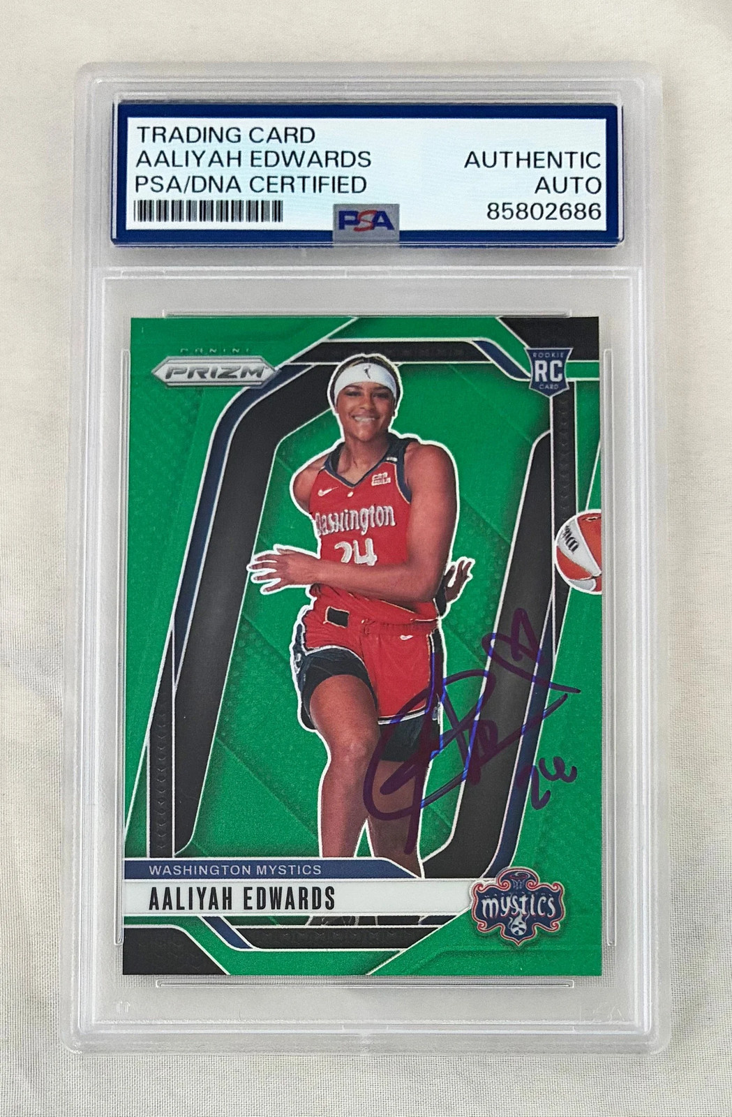 Aaliyah Edwards Signed Rookie Card 2024 Panini Prizm Green #142 PSA/DNA COA