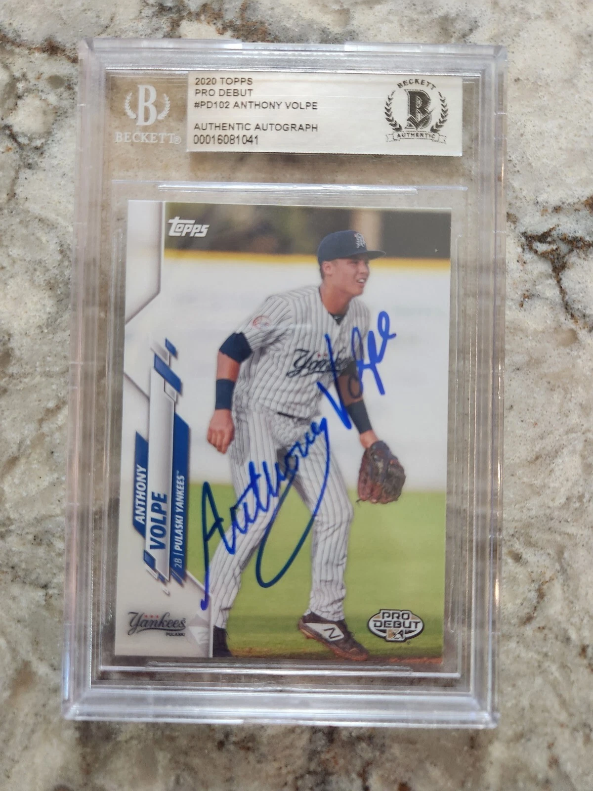 Anthony Volpe SIGNED Topps Pro Debut Yankees Card Beckett BAS ONCARD STUD